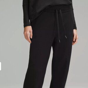 Lululemon Scuba High-Rise Jogger Full Length - Size 2